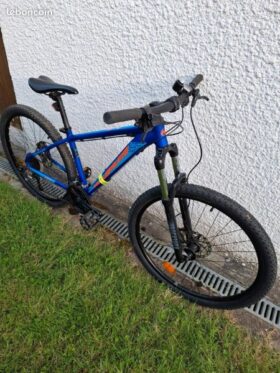 Vélo Rockrider 26 pouces tbe